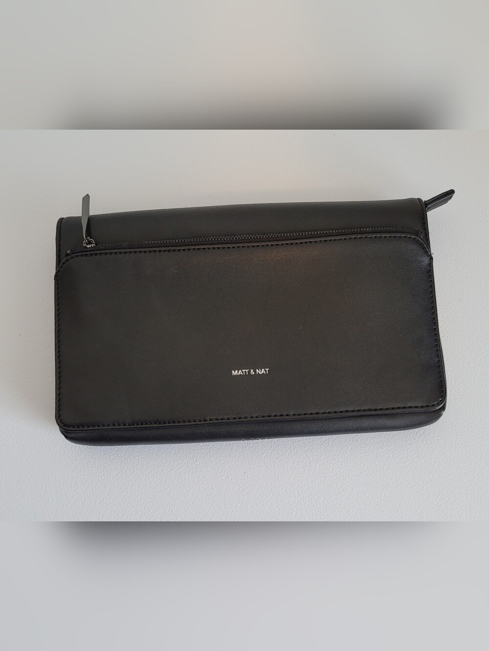 Matt & Nat Petite Vegan Clutch In Black